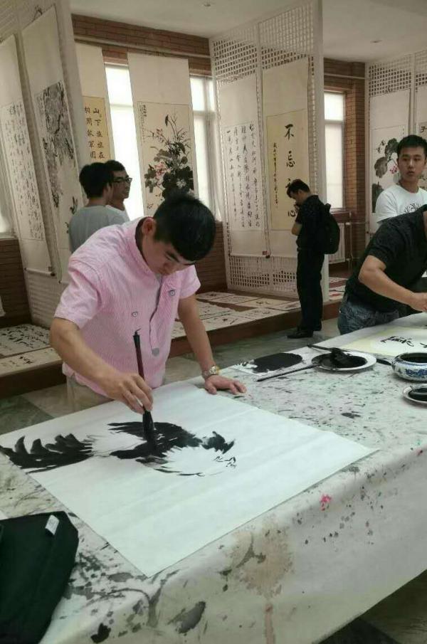 郭彬彬