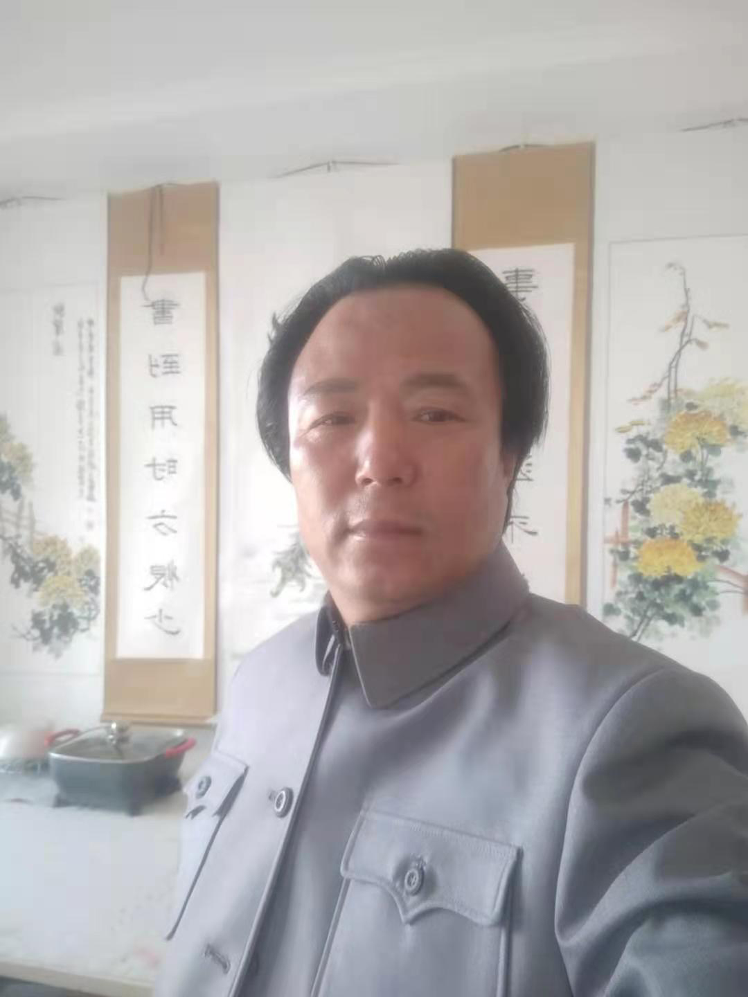 张艺