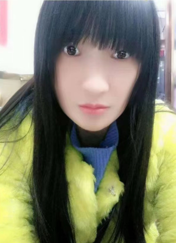 画家张巧玲