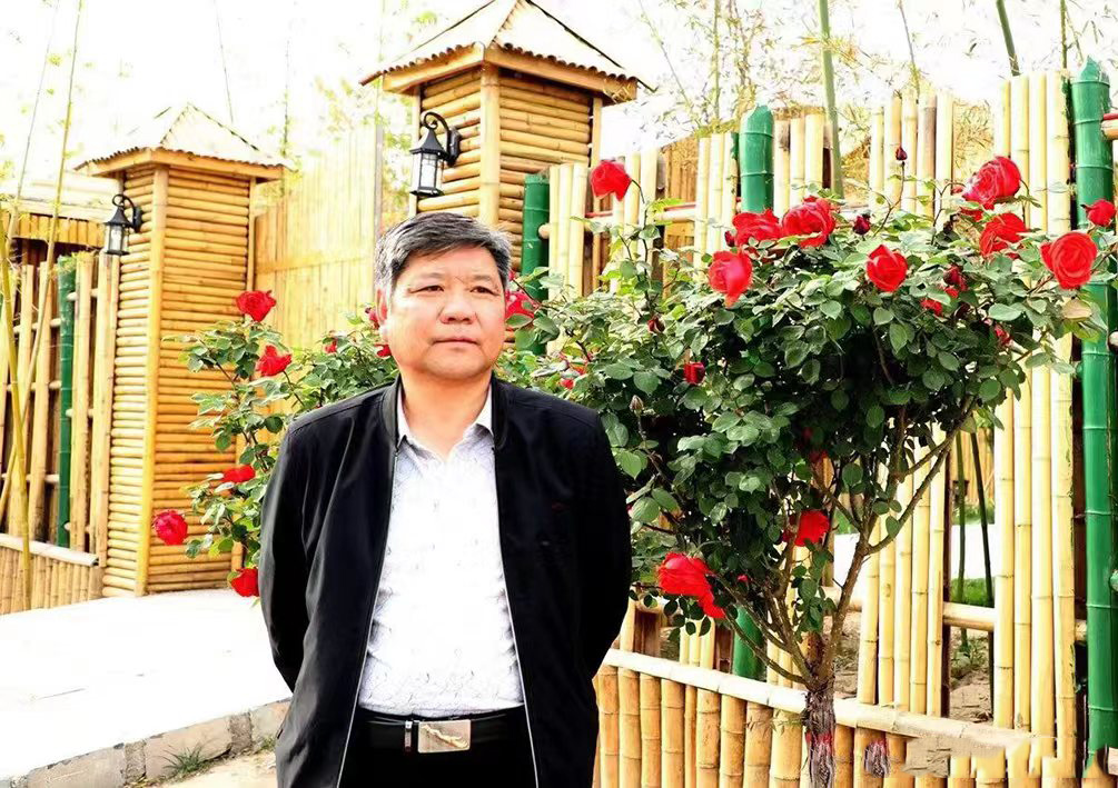 书画家刘世坤