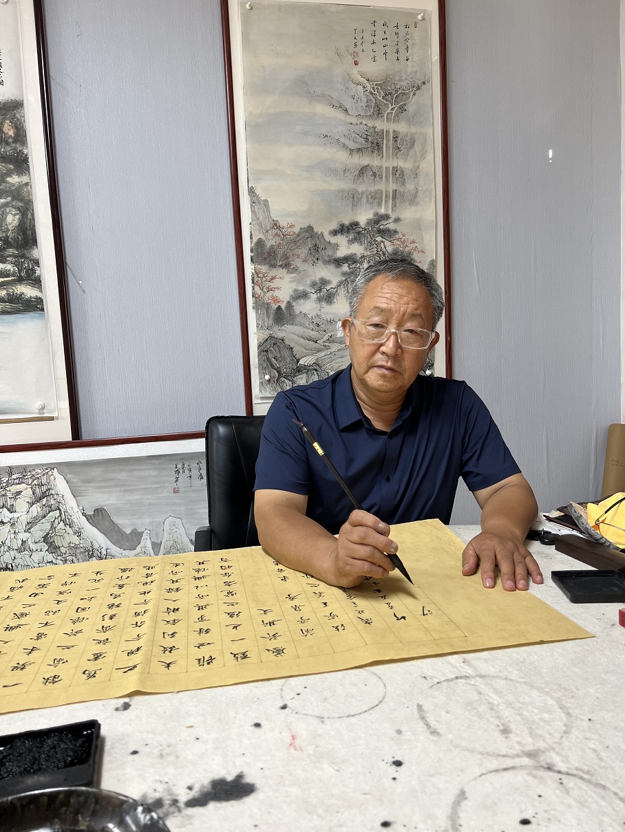 何庆友